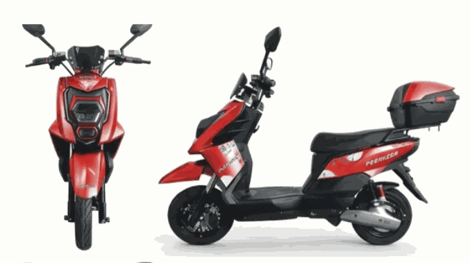 MOVRA TTX vermelha, moto elétrica 1000 W, vista lateral em estúdio