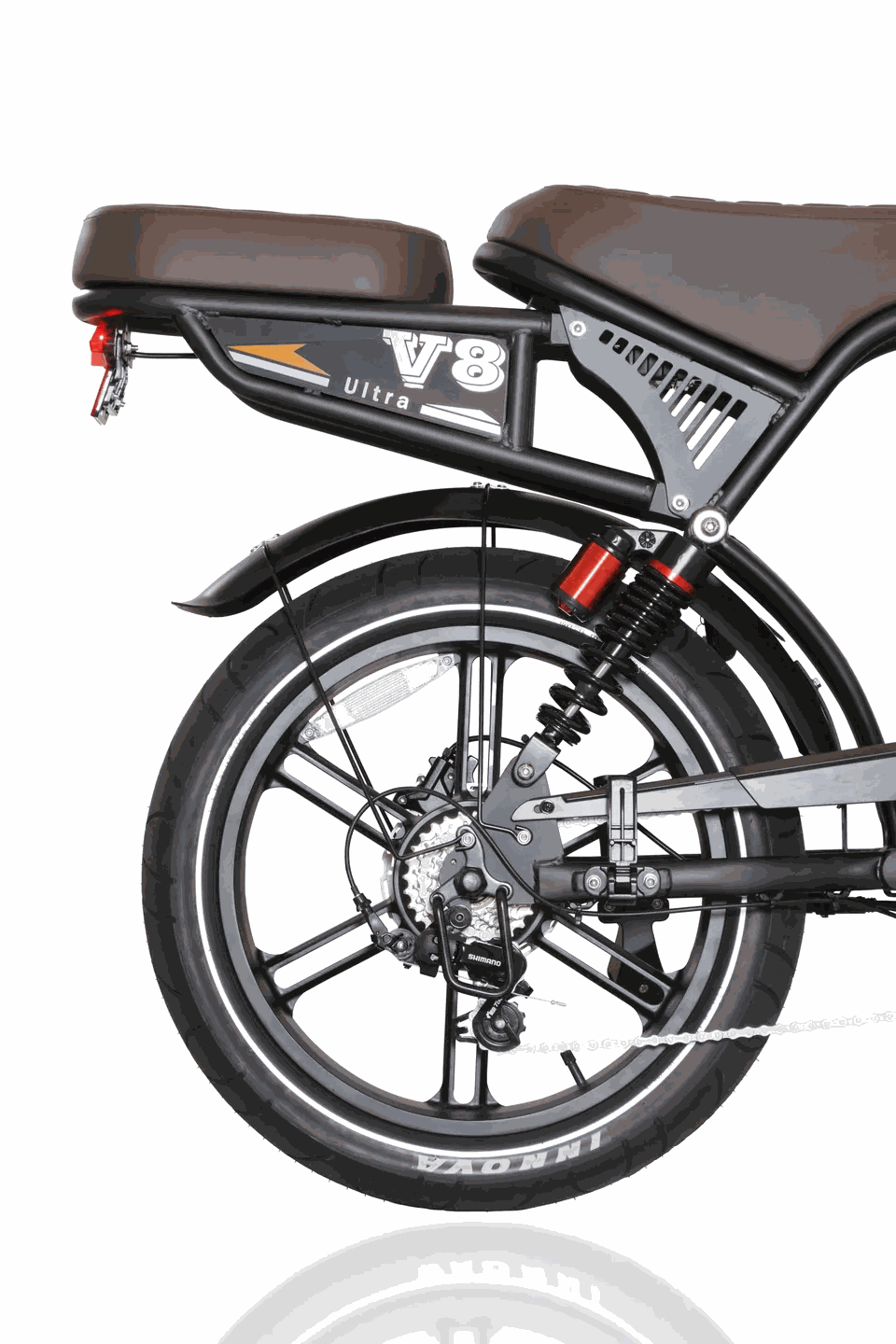MOVRA V8 ULTRA preto, bike elétrica 1000 W, vista em três quartos em estúdio